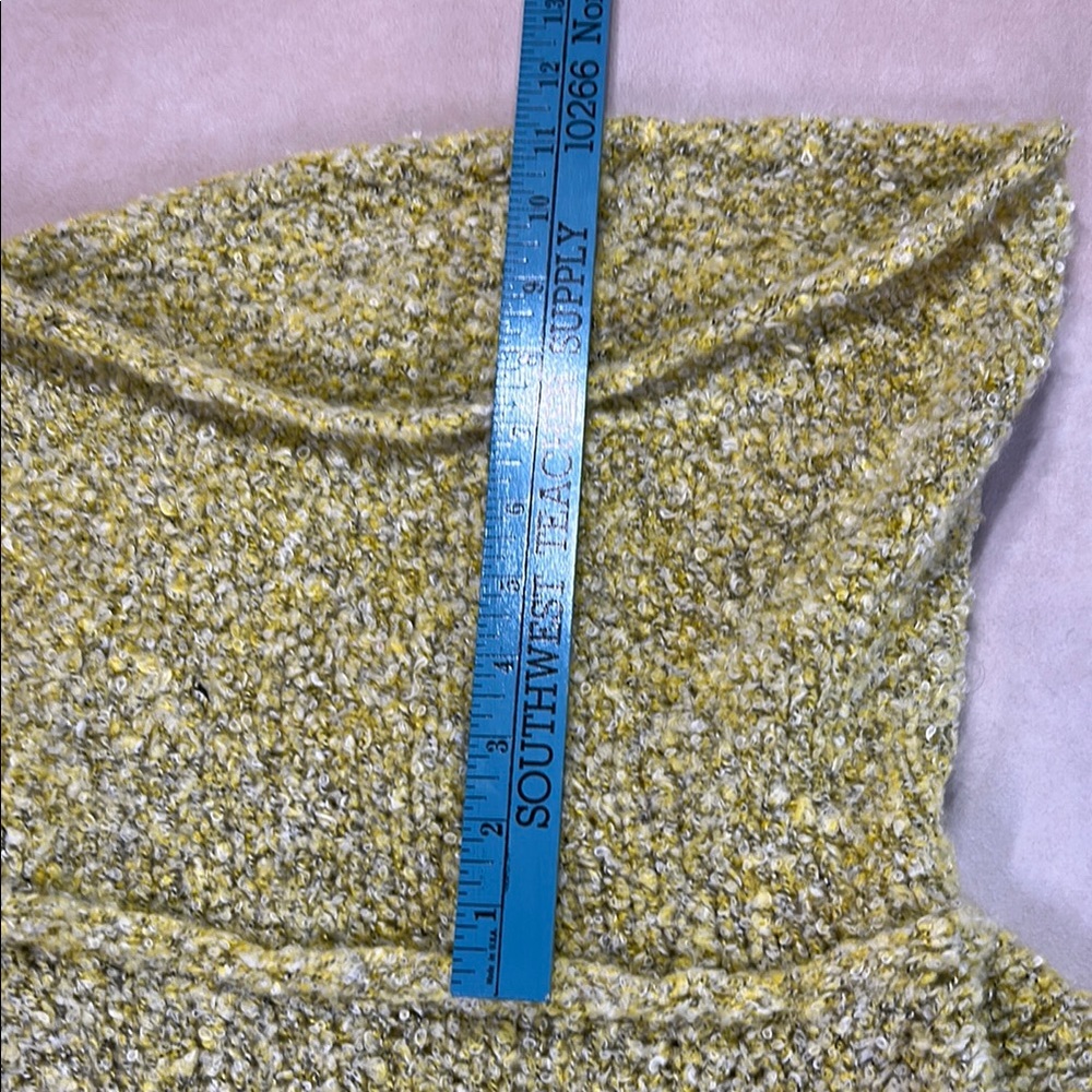 Free People oversized sweater - Picture 4 of 9